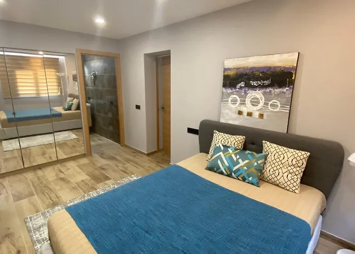 Tomas Apartamentos Sagaro